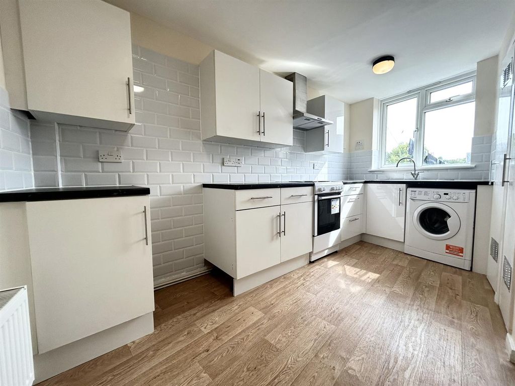 Property photo 1 of 9 386Bc5B5-5A92-4d12-8961-9E5F47A8cd05.Jpg