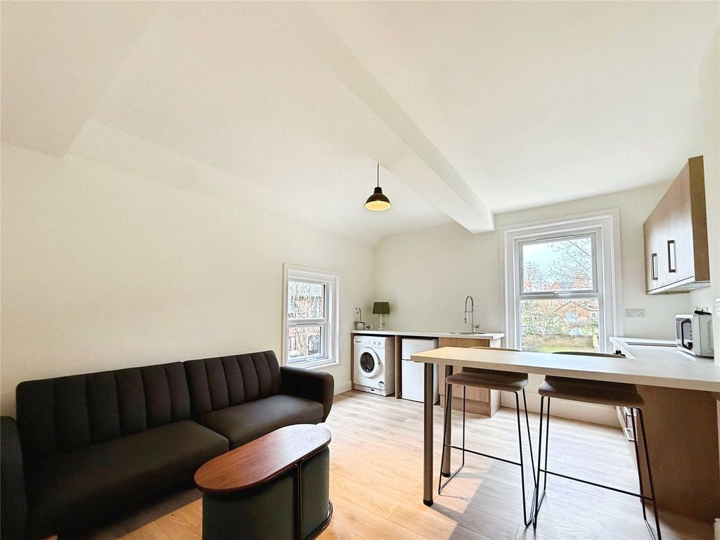 Property photo 2 of 8 Picture No. 06