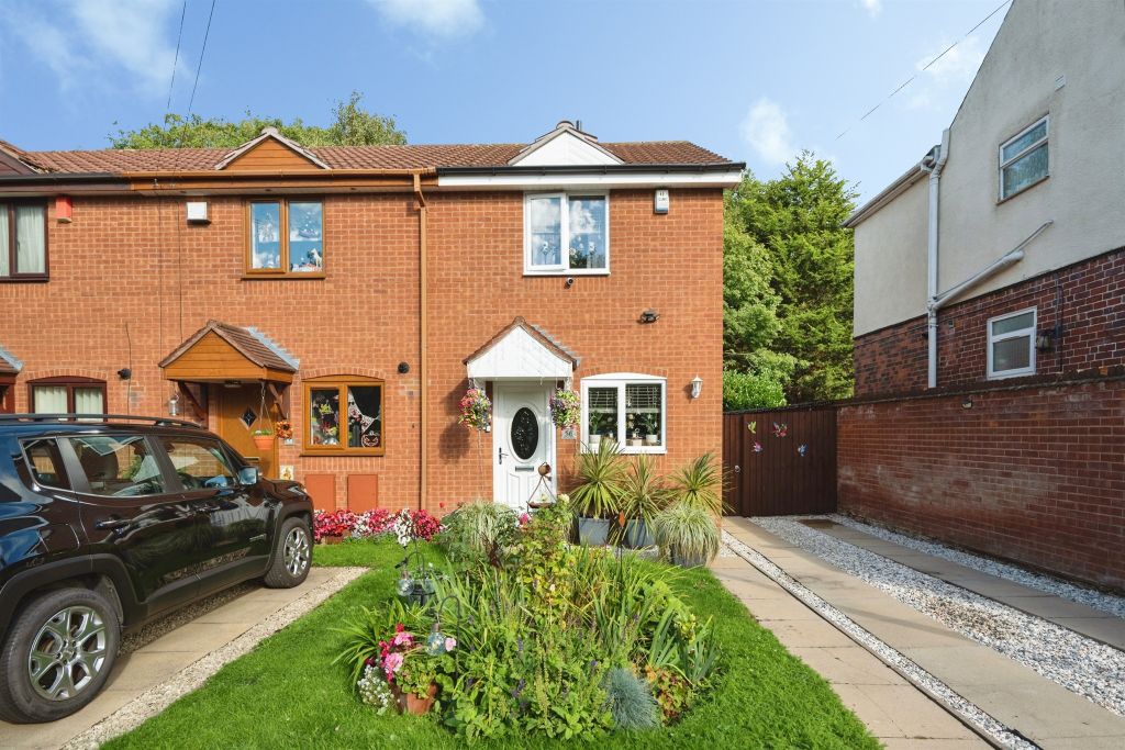 Property photo 2 of 15