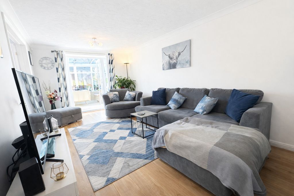 Property photo 3 of 30