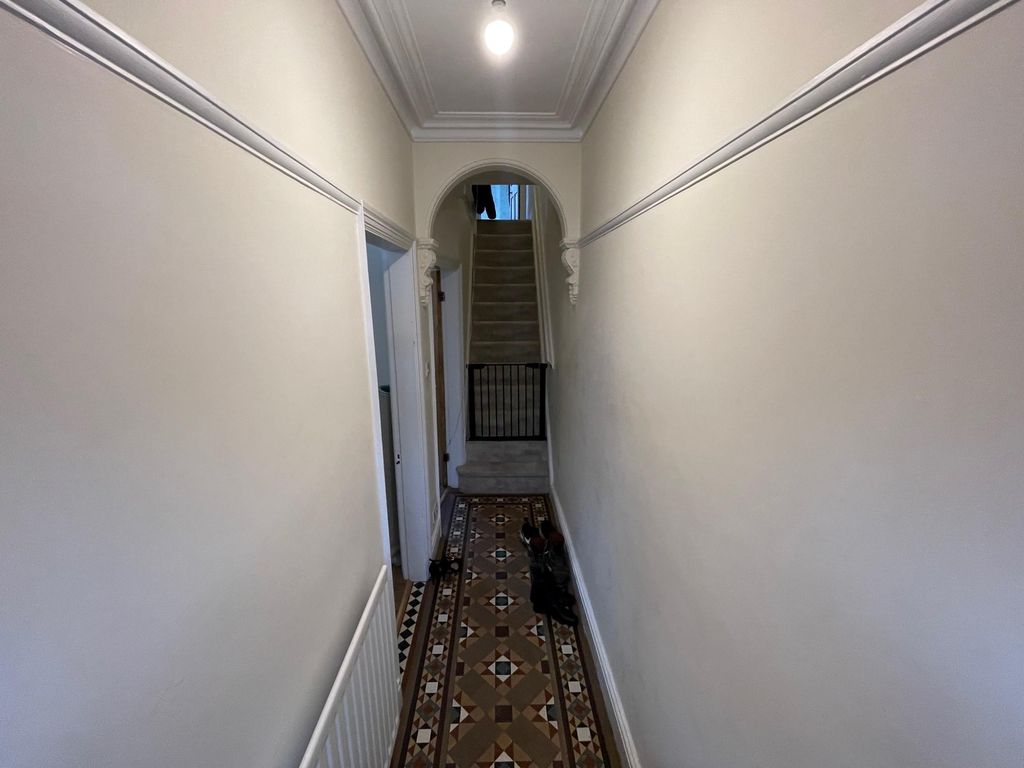Property photo 3 of 12 Hallway