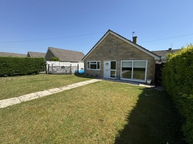 Property photo 1 of 17 Outside