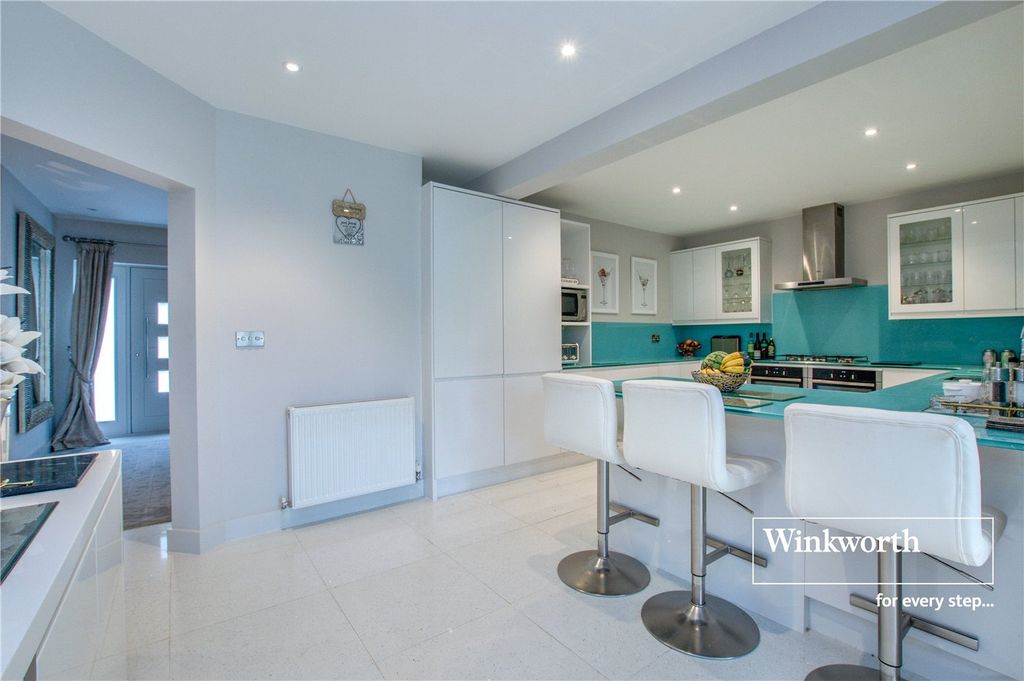 Additional image 6 of 4 bed bungalow for saleBeaufoys Avenue, Ferndown, Dorset BH22