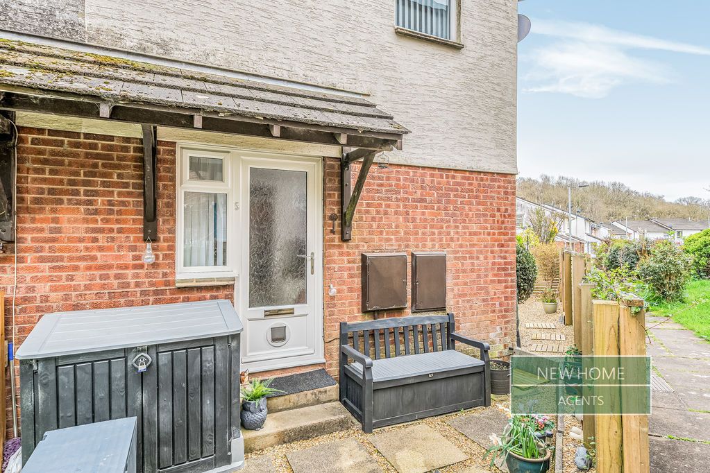 Property photo 1 of 17 Photo 16