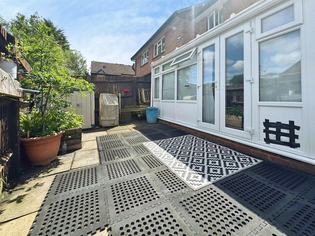 Property photo 2 of 10