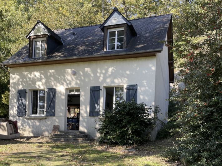 Property photo 1 of 11