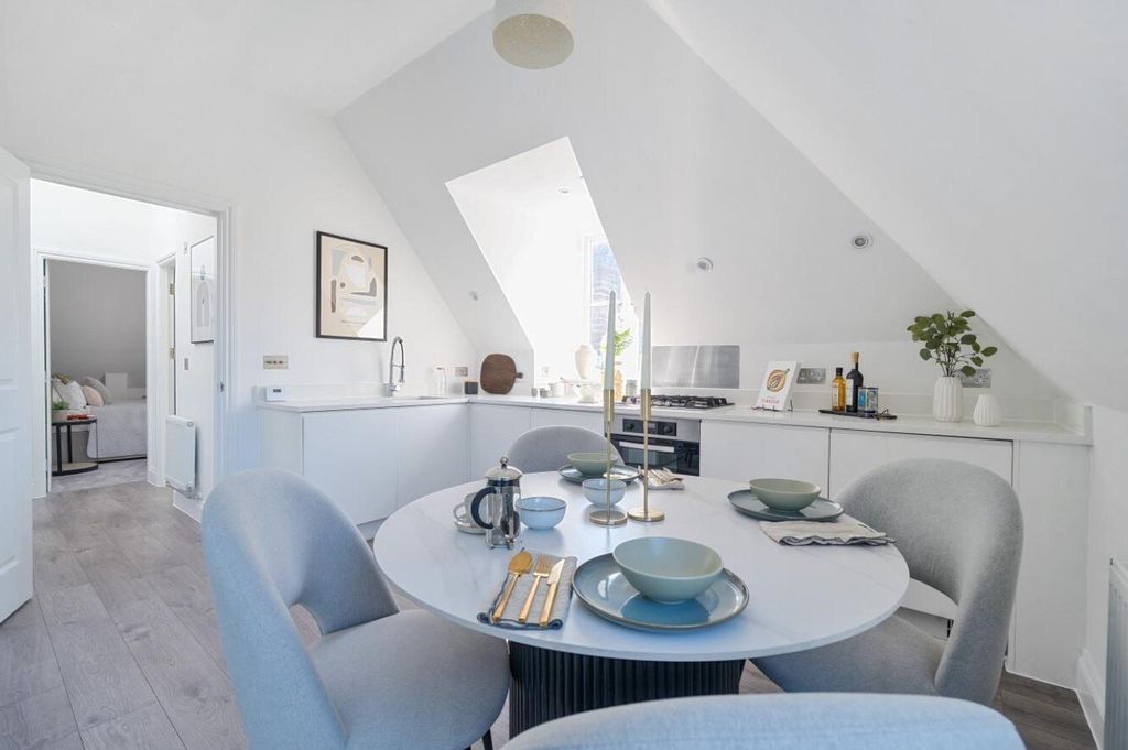 Property photo 3 of 9 Picture No. 17