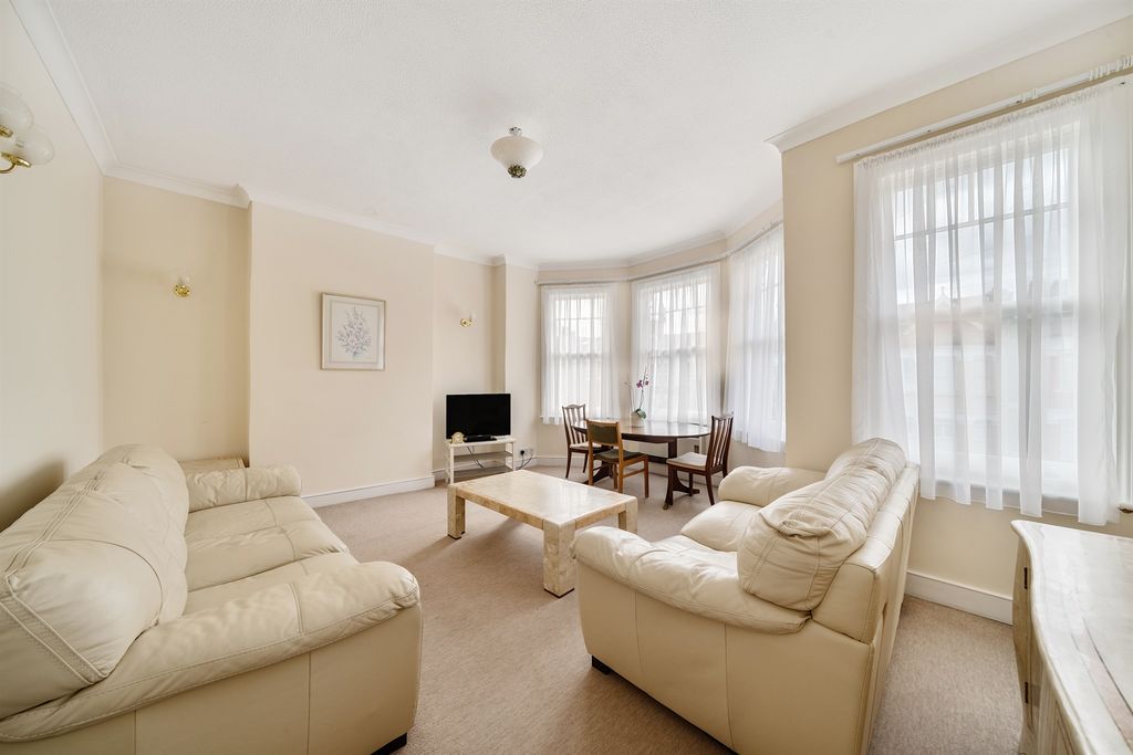 Property photo 2 of 12