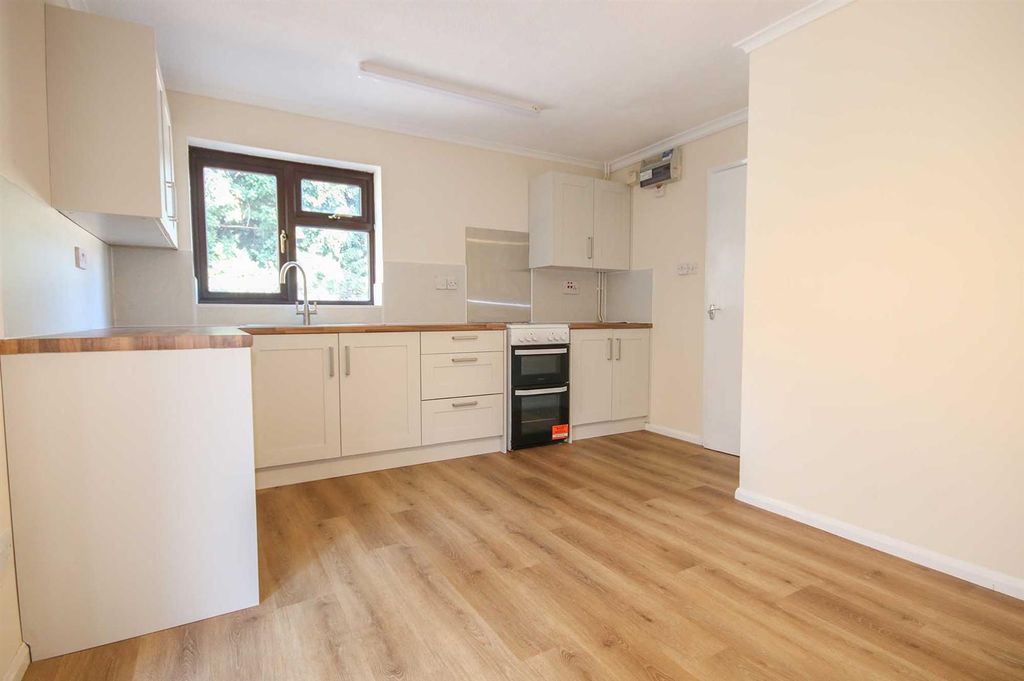 Property photo 3 of 14 Img_5662.Jpg