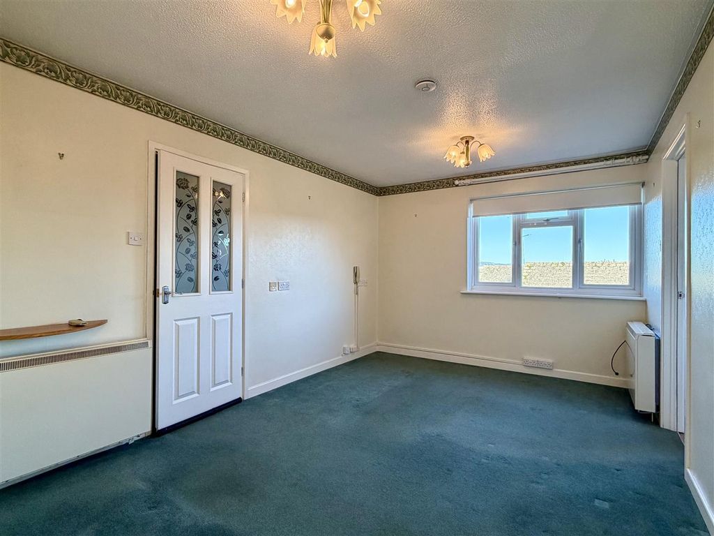 Property photo 3 of 12 Img_1481.Jpeg