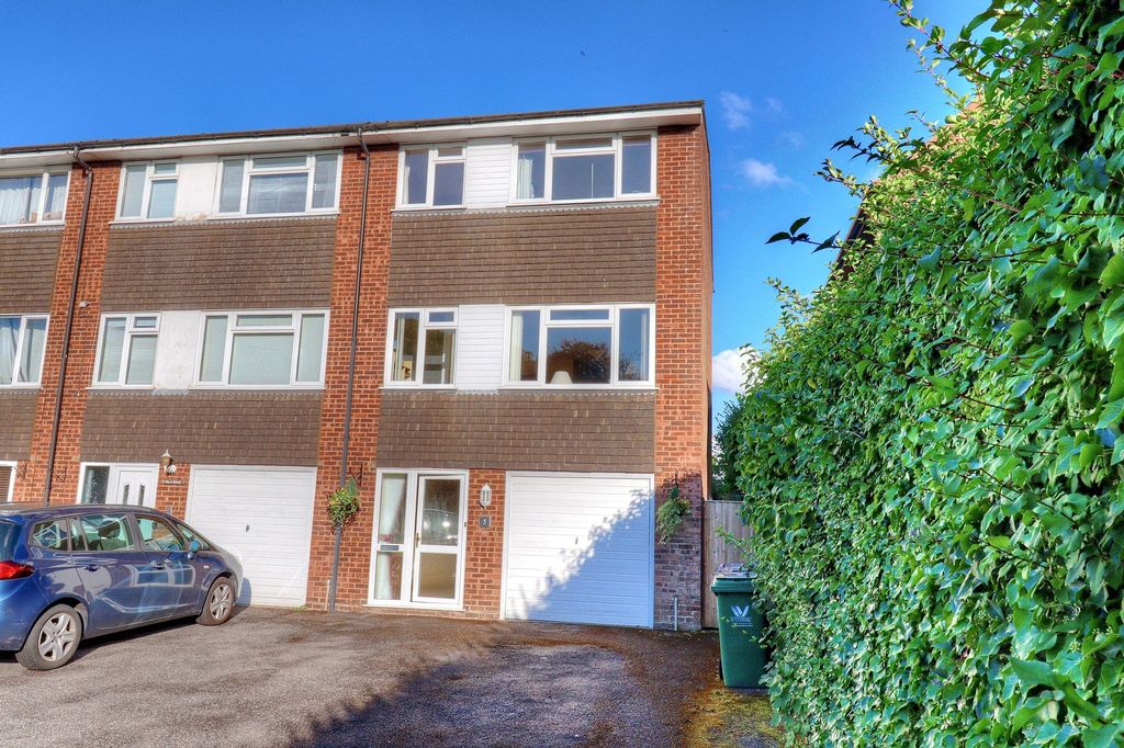 Property photo 1 of 14 Photo 1