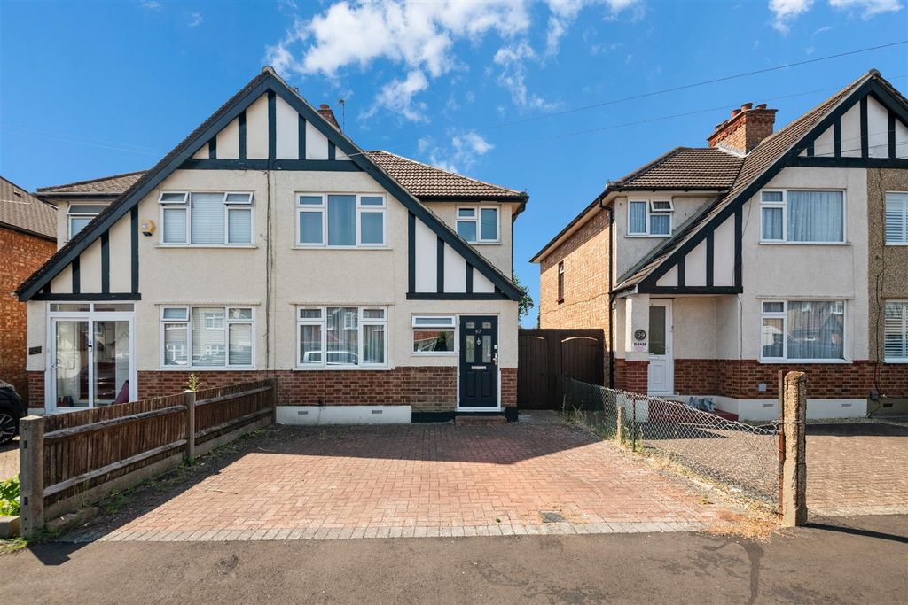 Property photo 1 of 17