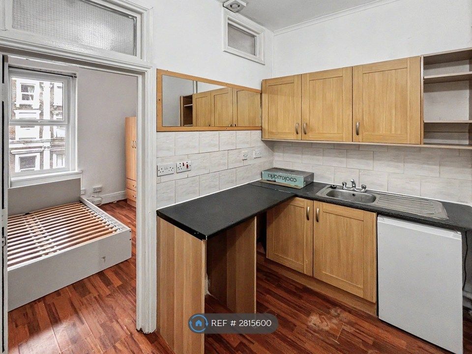 Property photo 1 of 3