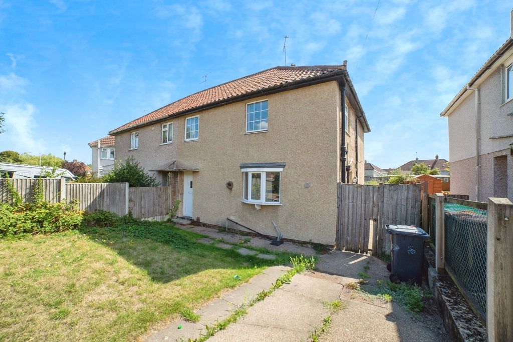 Property photo 1 of 17 Picture No. 28