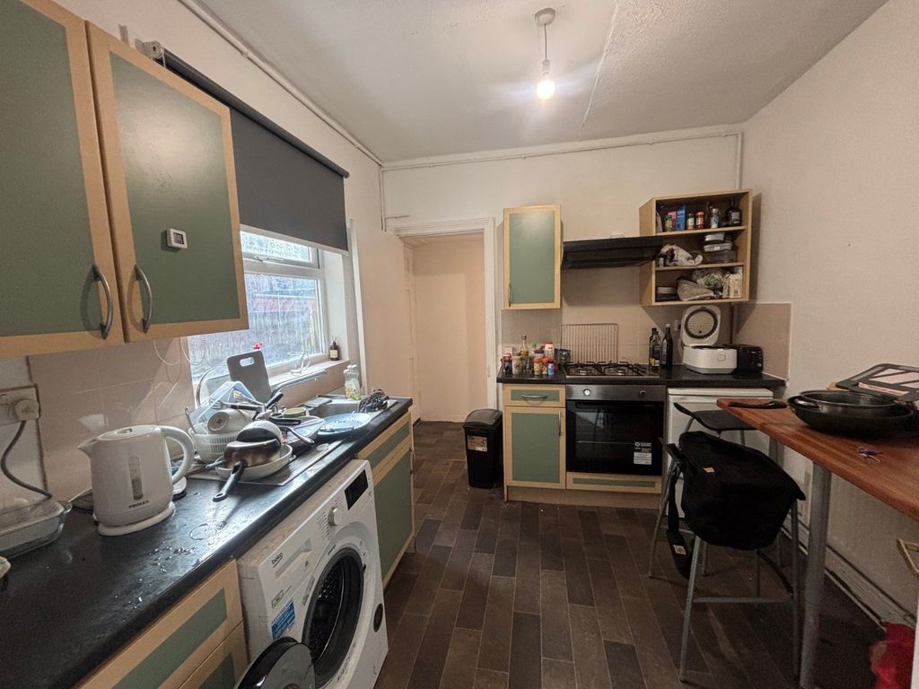 Property photo 2 of 9 Picture No. 06