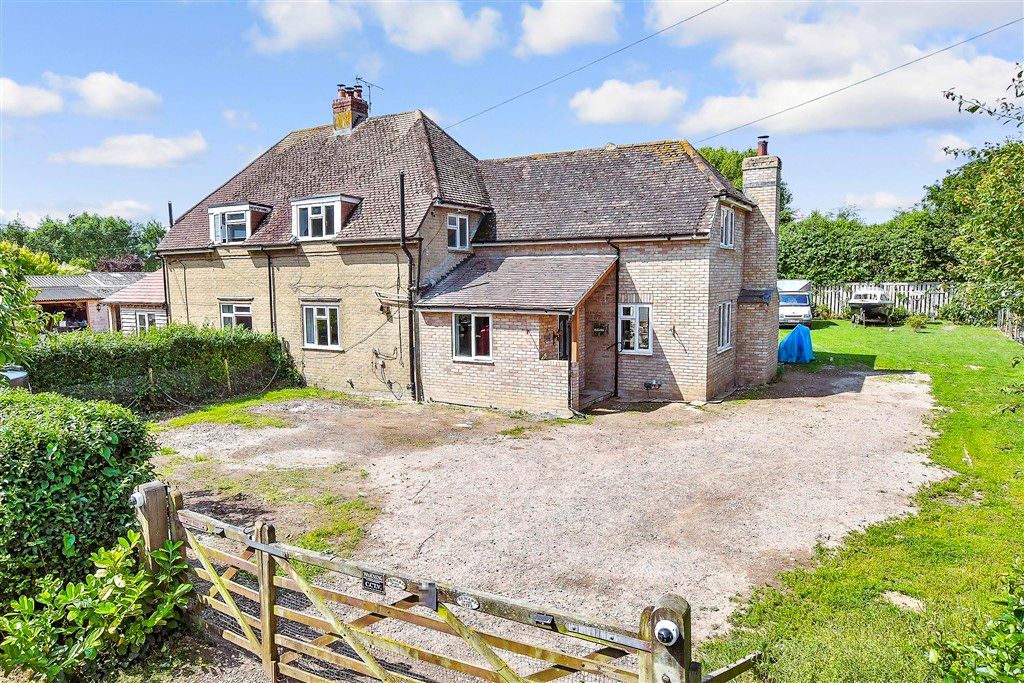 Property photo 2 of 15 External (Web)