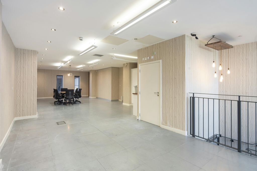 Property photo 1 of 16 Unit 4