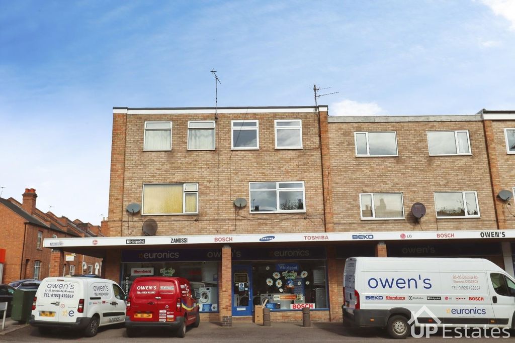 Property photo 1 of 12