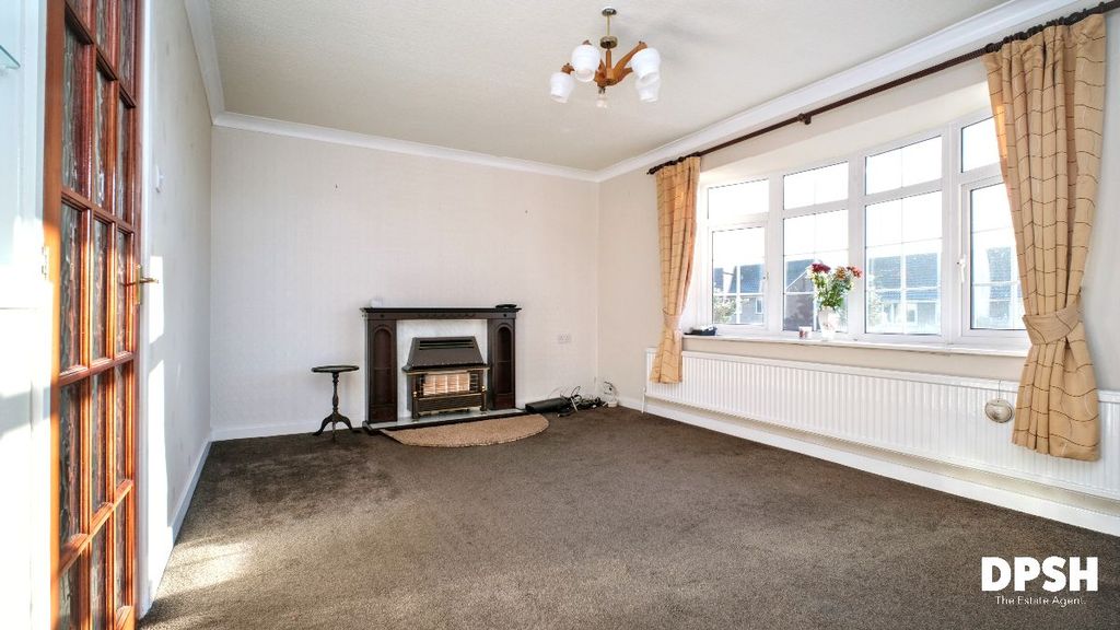 Property photo 3 of 26