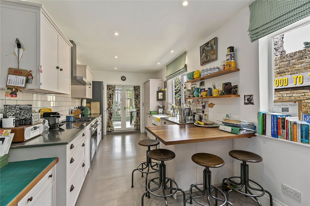 Property photo 3 of 14 Picture No. 35