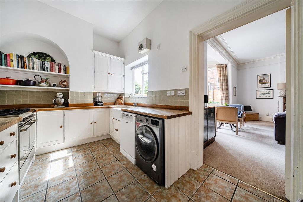 Property photo 3 of 13 Kitchen Living Room Apr 26 H.Jpg