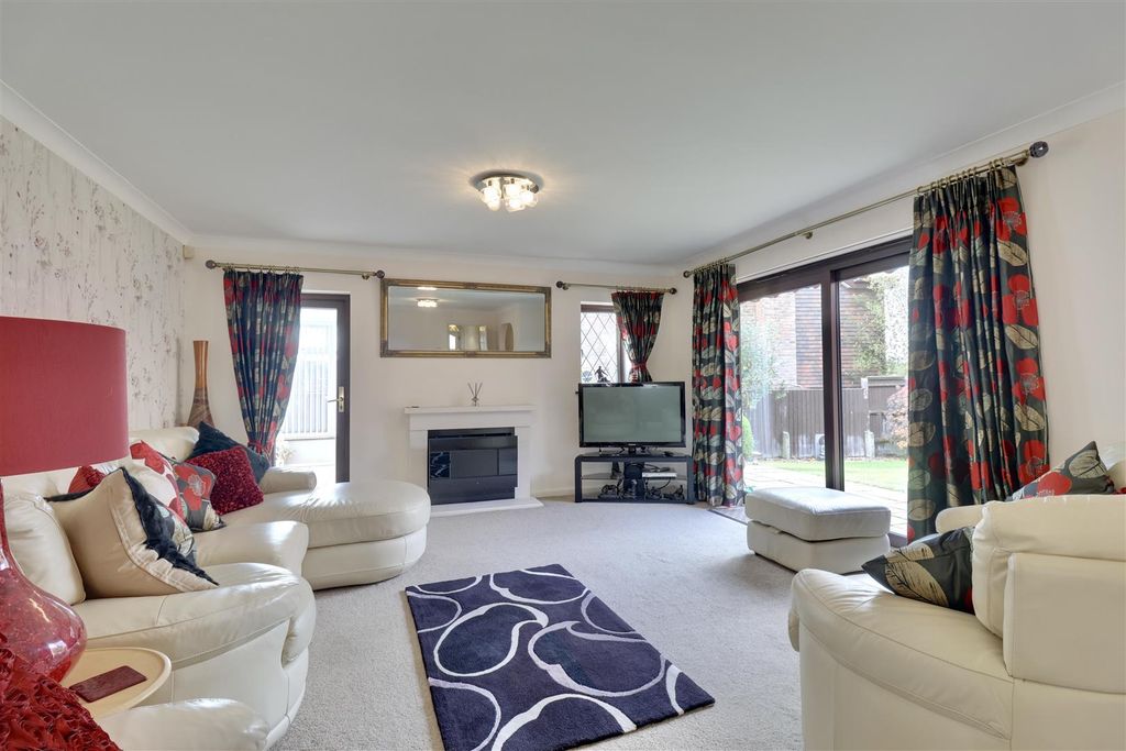 Property photo 1 of 20 11Aa6623-Af47-488D-8594-2993C491425D_1_201_A.Jpeg