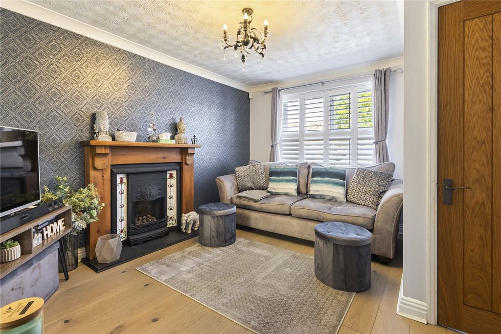 Property photo 2 of 31 Picture No. 33