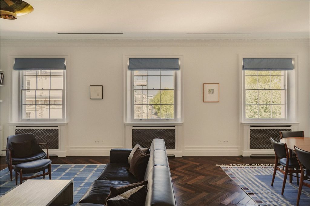 Property photo 1 of 14 Drawing Room