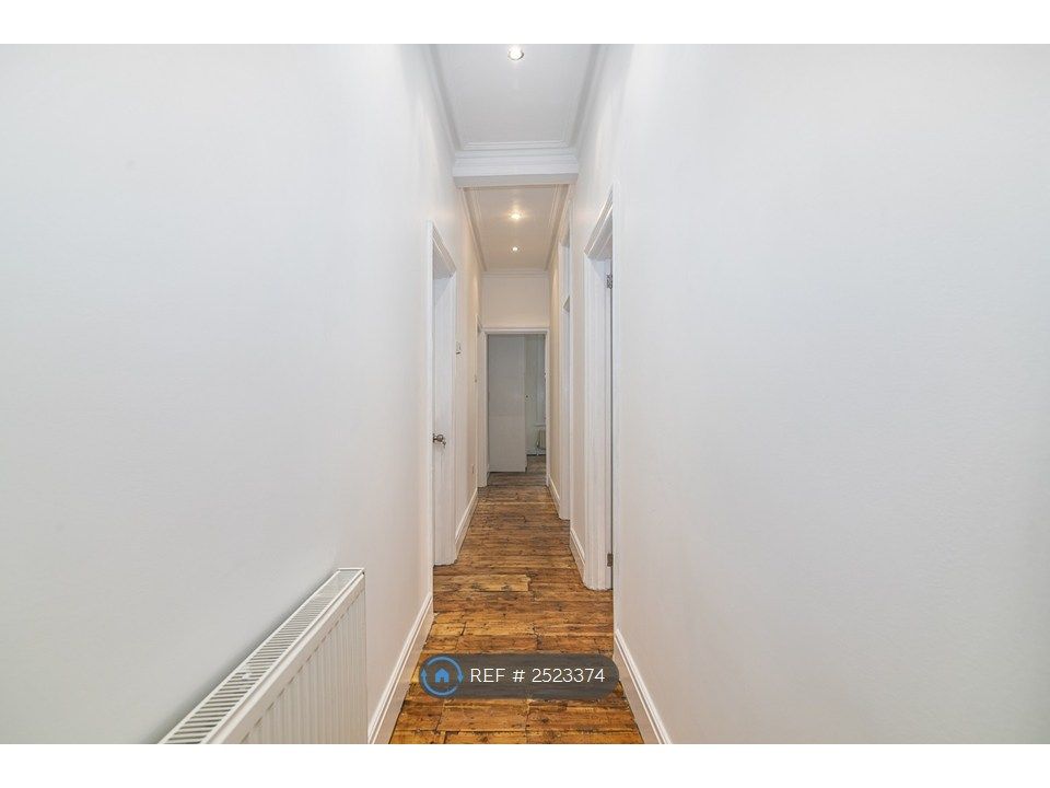 Property photo 3 of 7 Gallery