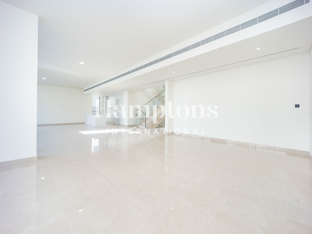 Property photo 3 of 30 Media 3