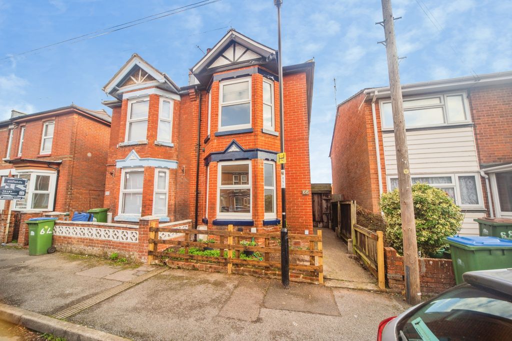 Property photo 1 of 26