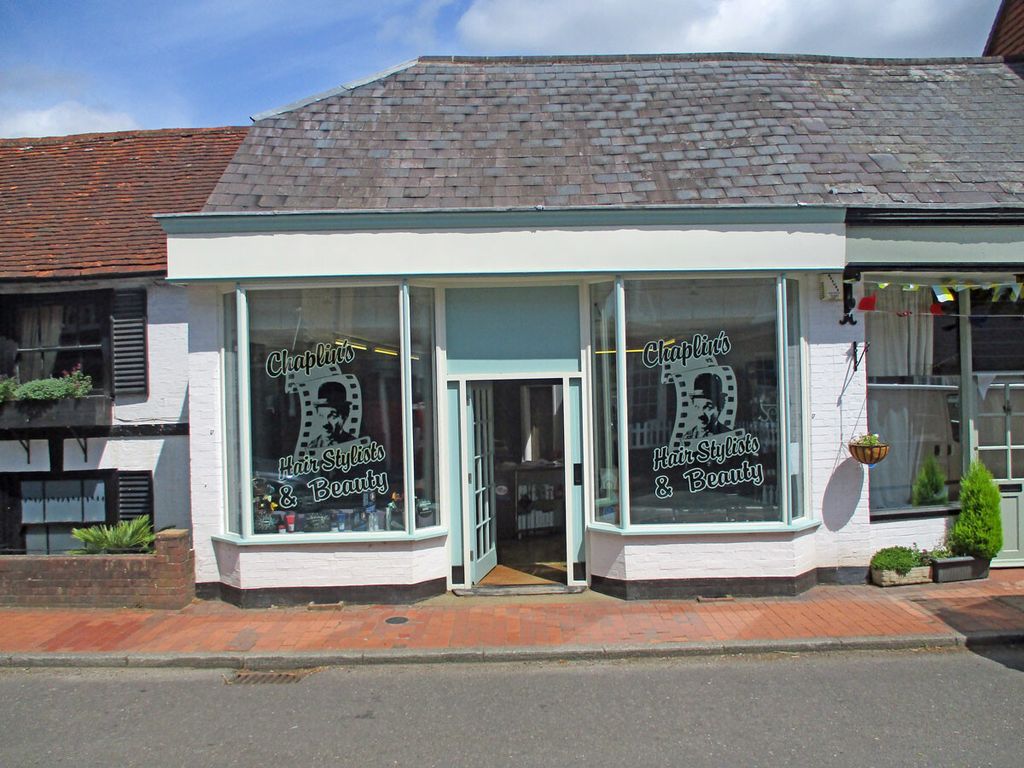 Property photo 1 of 4 Chaplins, Burwash