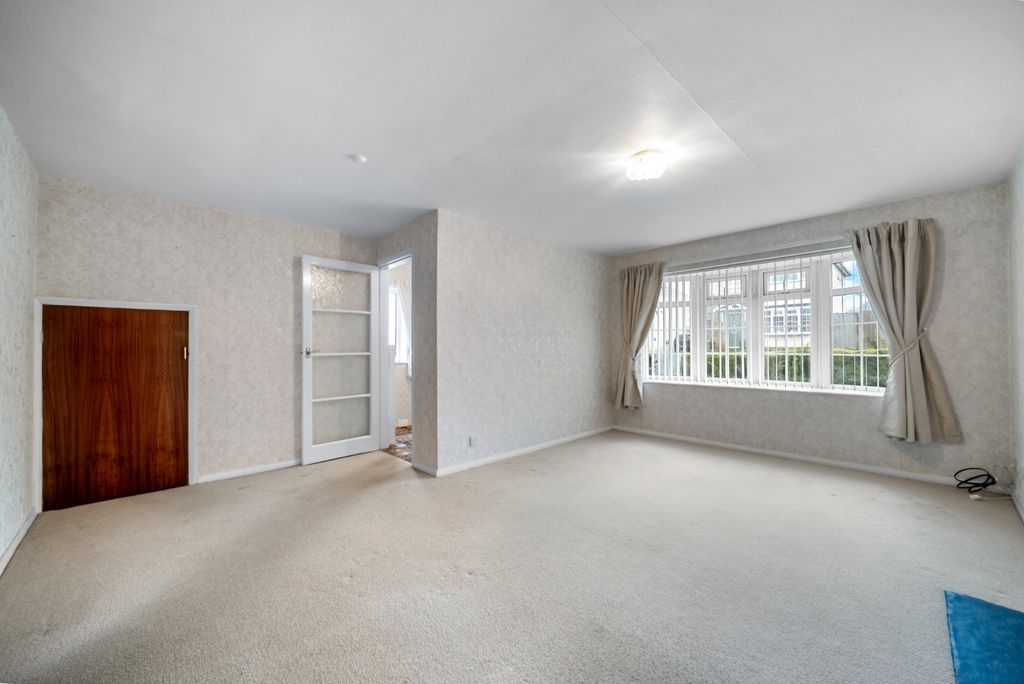 Property photo 2 of 14 Picture No. 04