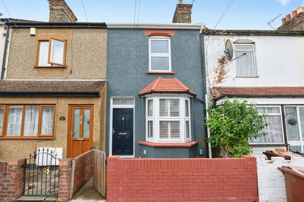 Property photo 1 of 16