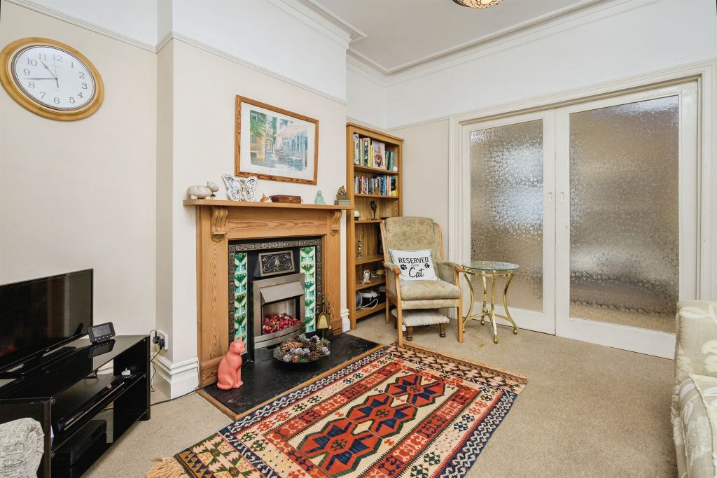 Property photo 3 of 16