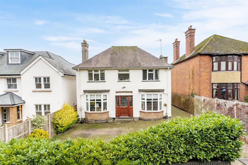 Property photo 1 of 63