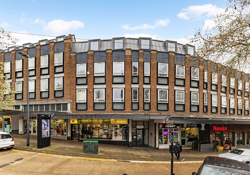 Property photo 2 of 19