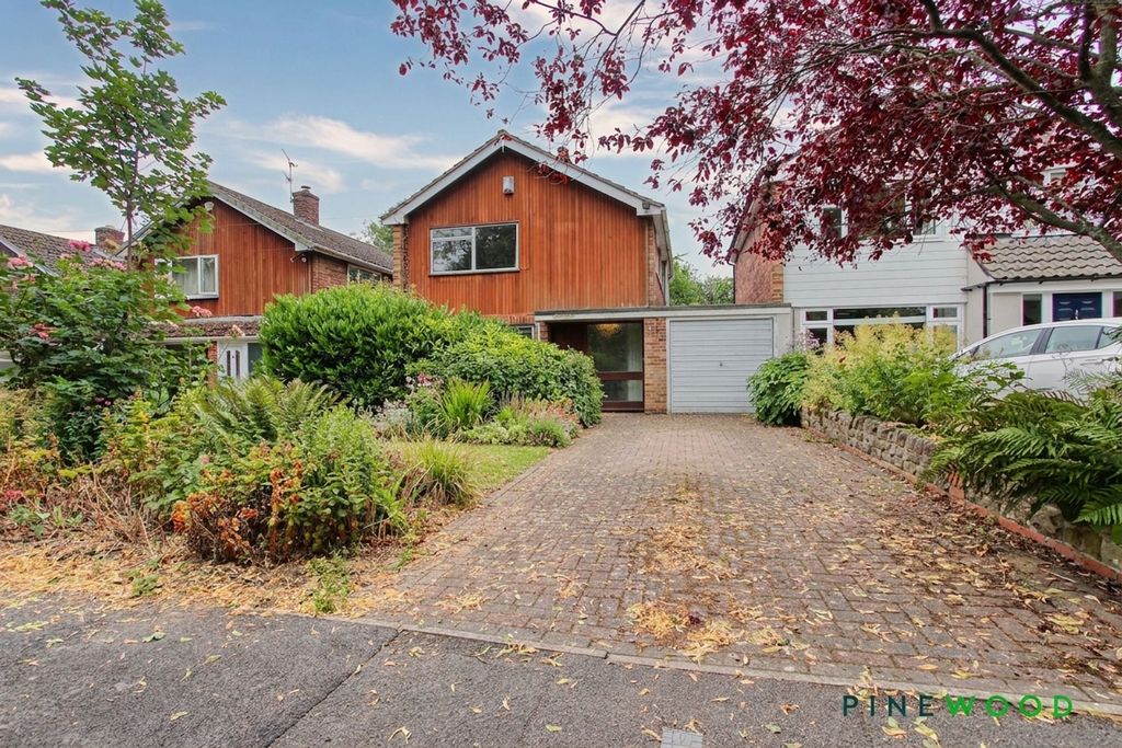 Property photo 1 of 17 Front
