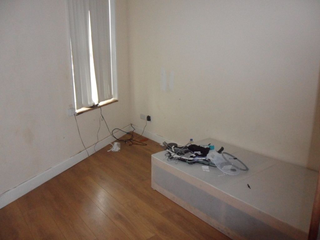 Property photo 2 of 3