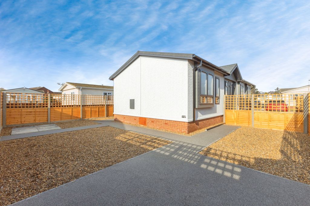 Property photo 1 of 16 Photography