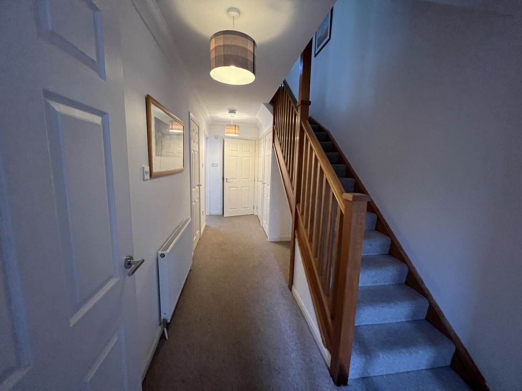 Property photo 3 of 20 Img_0456