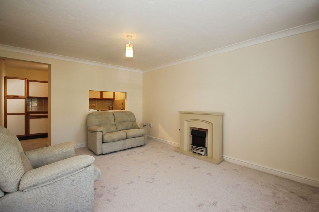 Property photo 3 of 8