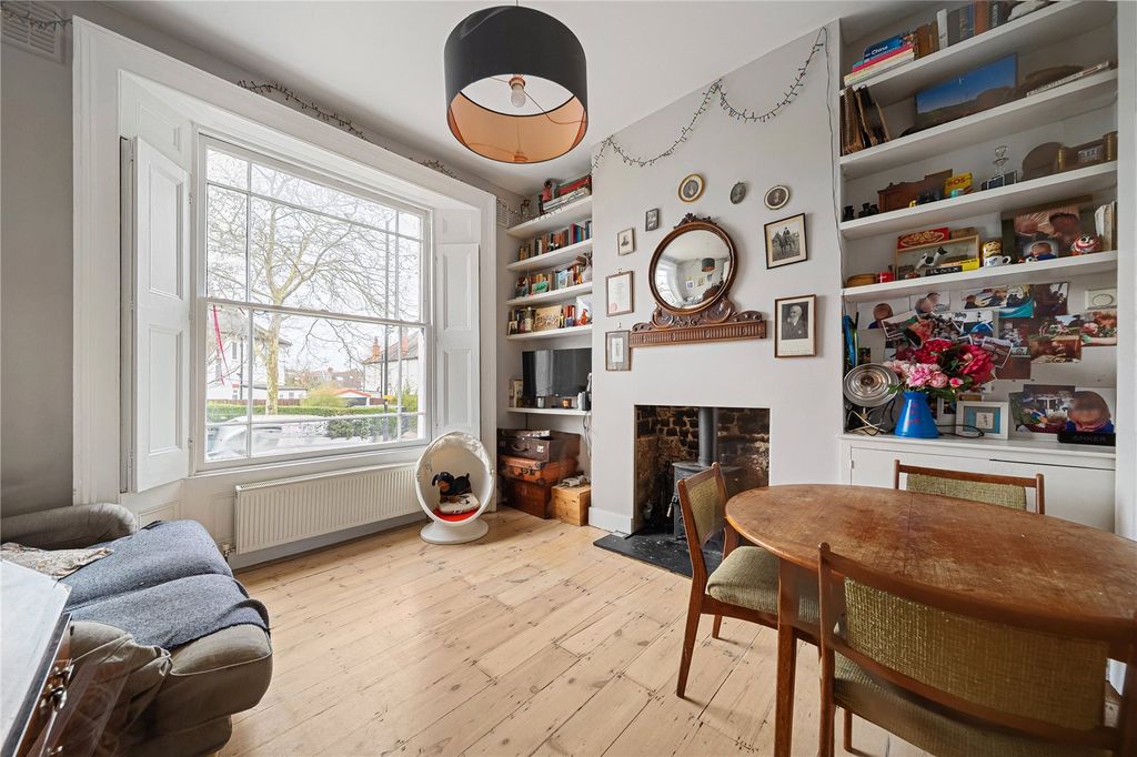 Property photo 2 of 13 Picture No. 10