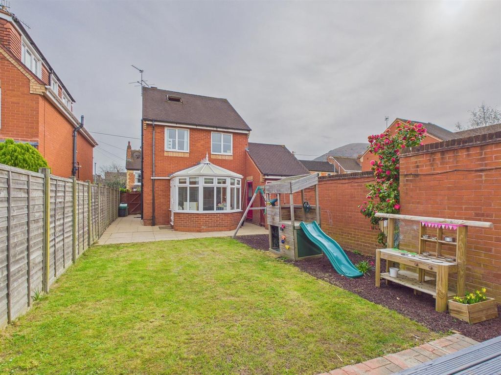 Property photo 3 of 30 R1.Jpg