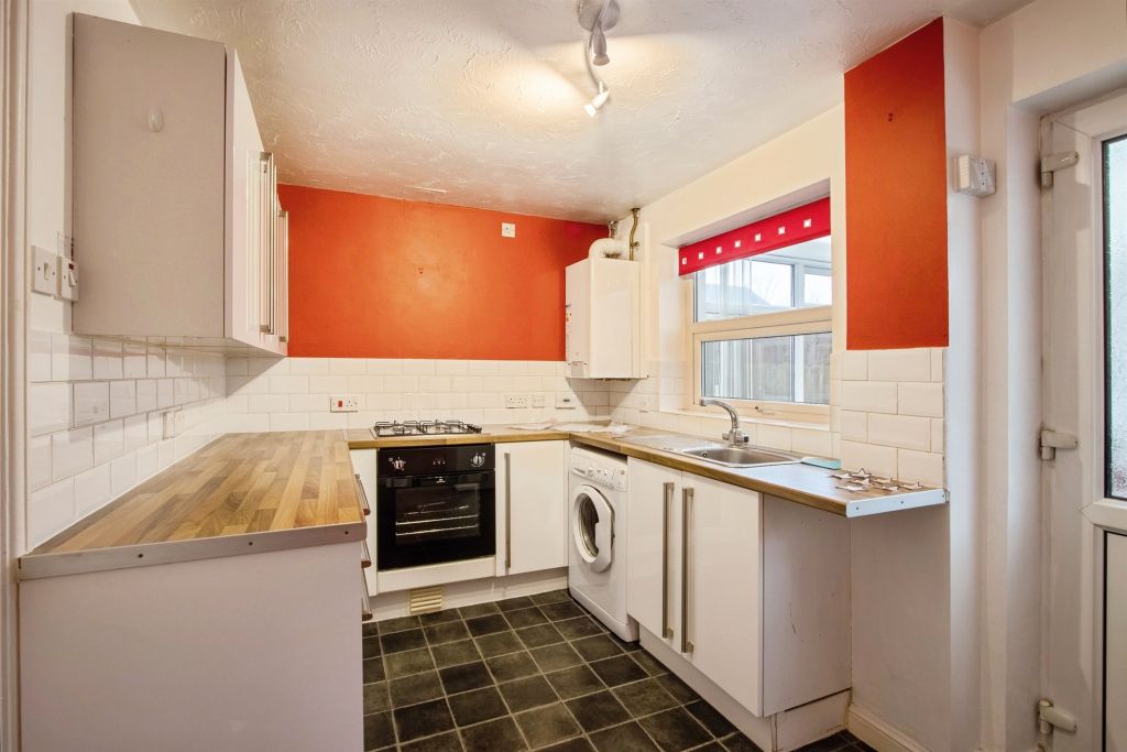 Property photo 2 of 11