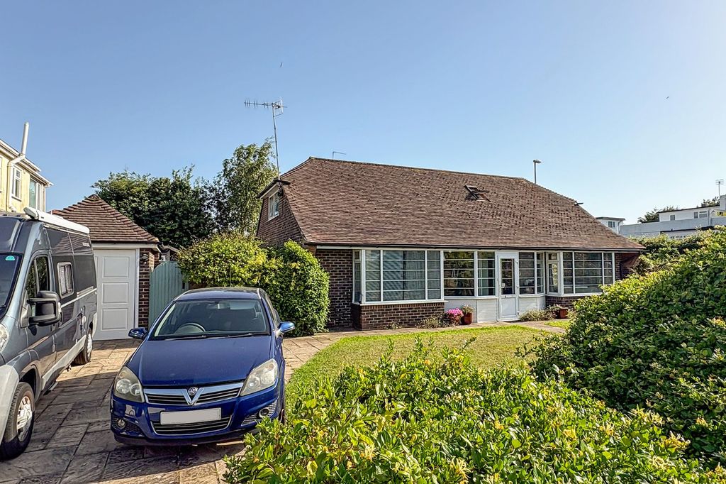 Property photo 1 of 16 Picture No. 23