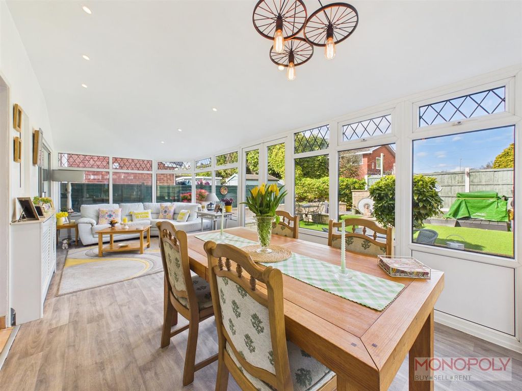 Property photo 2 of 30 Cam04439G0-Pr0260-Still018.Jpg