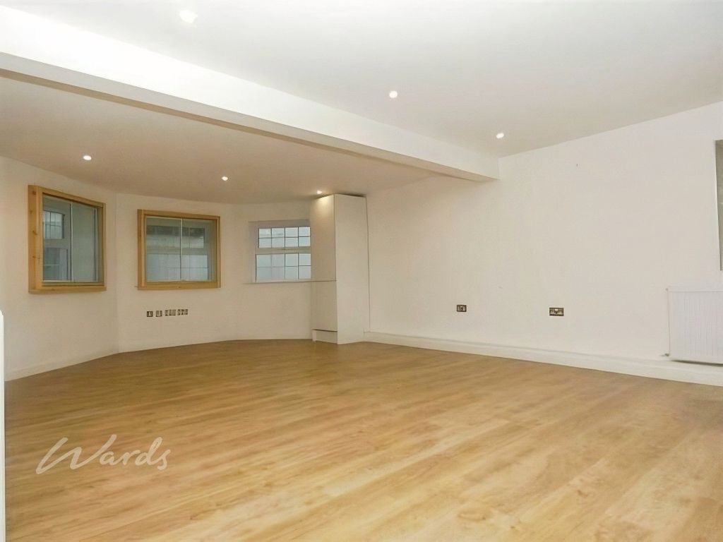 Property photo 2 of 7 The Knot Lounge Use