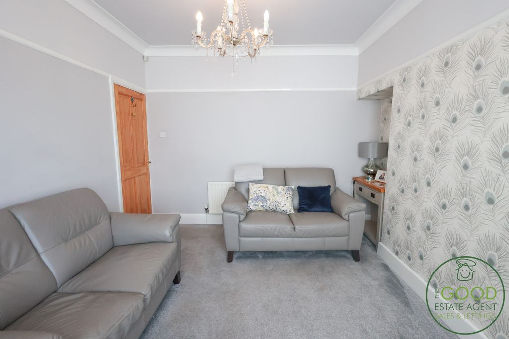 Property photo 3 of 23