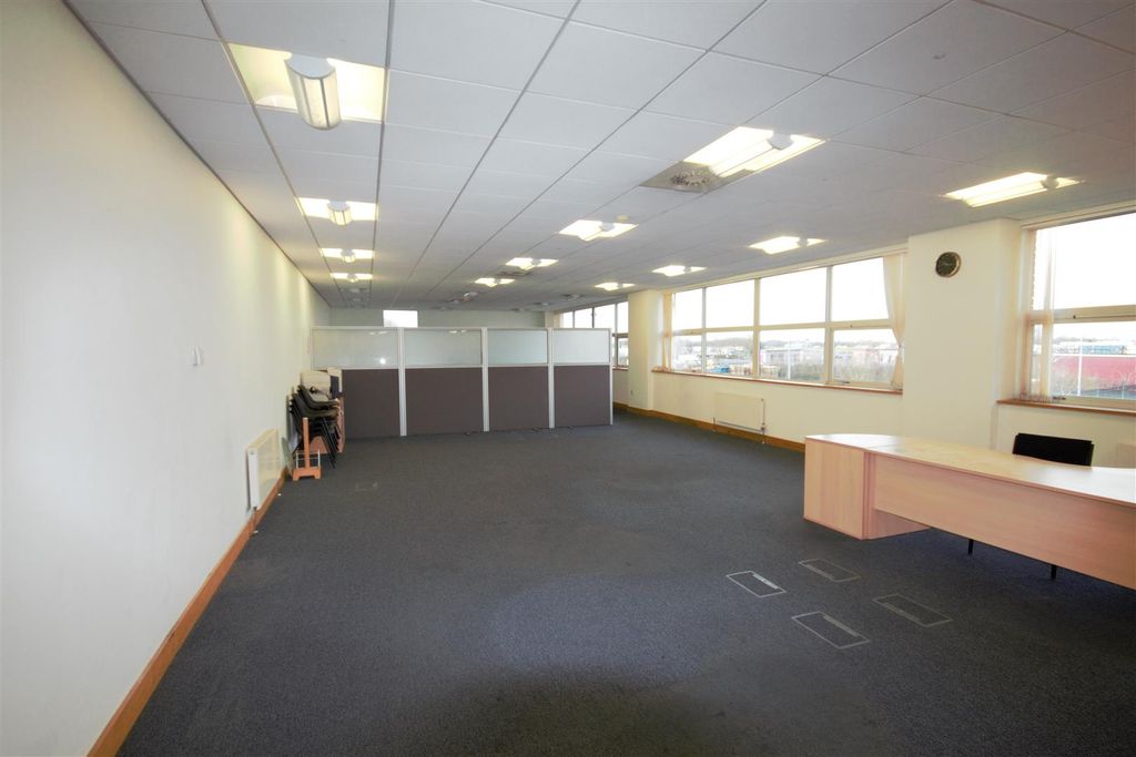 Property photo 3 of 5 2 Fletchers Way 02.02 (12).Png
